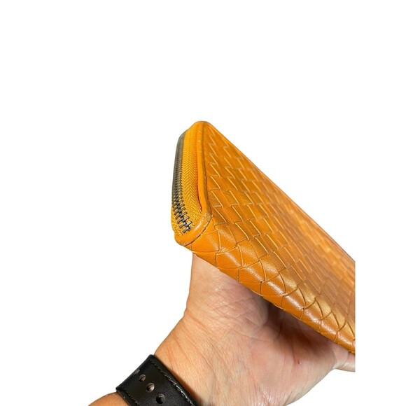 2010 BOTTEGA VENETA WOVEN LEATHER ZIP AROUND WALLET ORANGE - Picture 3 of 14